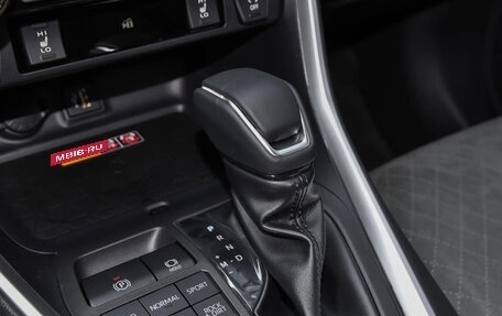 Toyota RAV4, 2024 год, 3 680 000 рублей, 37 фотография