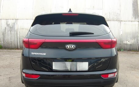 KIA Sportage IV рестайлинг, 2018 год, 2 000 000 рублей, 2 фотография