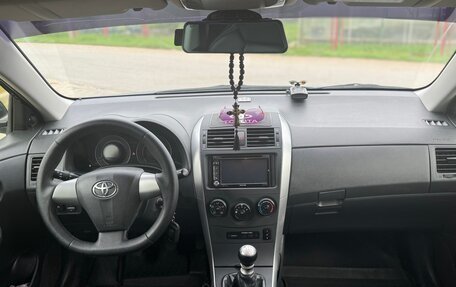Toyota Corolla, 2013 год, 1 290 000 рублей, 9 фотография