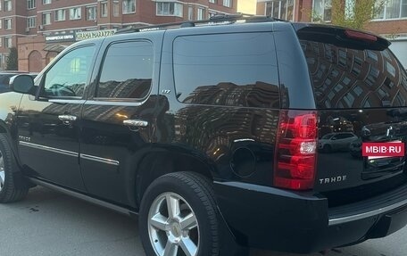 Chevrolet Tahoe III, 2013 год, 2 250 000 рублей, 3 фотография