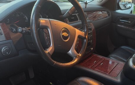 Chevrolet Tahoe III, 2013 год, 2 250 000 рублей, 9 фотография