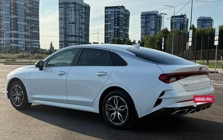 KIA K5, 2022 год, 2 300 000 рублей, 6 фотография