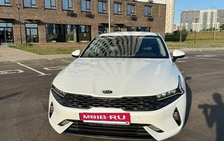 KIA K5, 2022 год, 2 300 000 рублей, 4 фотография