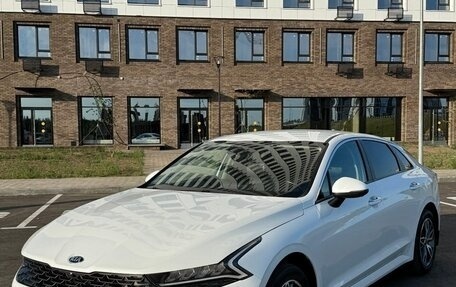 KIA K5, 2022 год, 2 300 000 рублей, 7 фотография