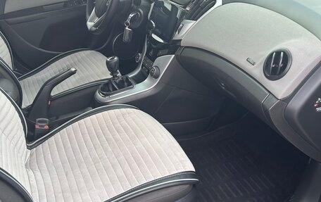 Chevrolet Cruze II, 2013 год, 870 000 рублей, 12 фотография