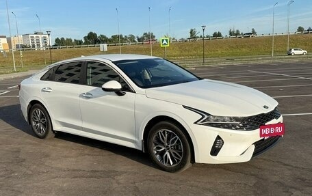 KIA K5, 2022 год, 2 300 000 рублей, 5 фотография