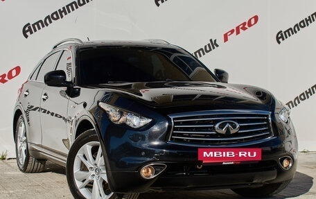 Infiniti QX70, 2014 год, 2 195 000 рублей, 3 фотография