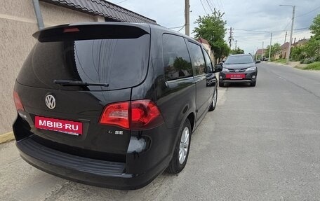 Volkswagen Routan, 2012 год, 1 400 000 рублей, 11 фотография