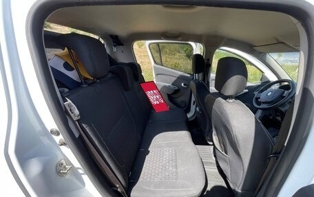 Renault Sandero II рестайлинг, 2014 год, 630 000 рублей, 9 фотография