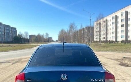 Skoda Octavia, 2012 год, 700 000 рублей, 2 фотография