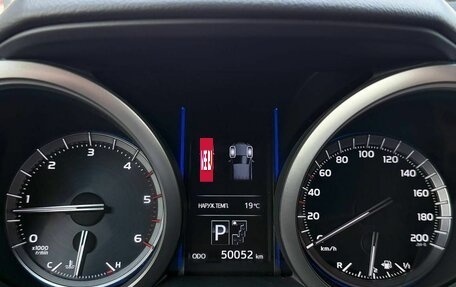 Toyota Land Cruiser Prado 150 рестайлинг 2, 2014 год, 3 820 000 рублей, 9 фотография