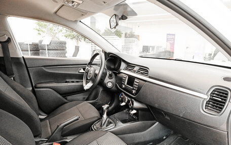 KIA Rio IV, 2018 год, 1 163 000 рублей, 13 фотография