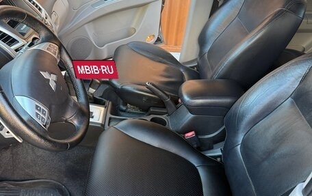 Mitsubishi Pajero Sport II рестайлинг, 2011 год, 1 550 000 рублей, 11 фотография