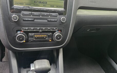 Volkswagen Jetta VI, 2009 год, 540 000 рублей, 9 фотография