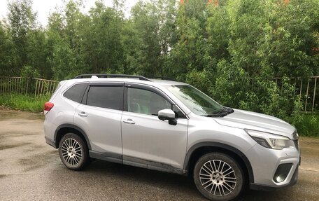 Subaru Forester, 2019 год, 2 880 000 рублей, 3 фотография