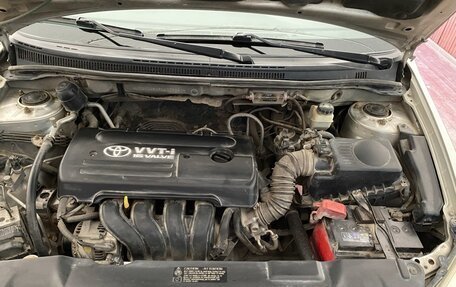 Toyota Corolla, 2004 год, 650 000 рублей, 3 фотография