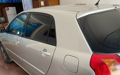 Toyota Corolla, 2004 год, 650 000 рублей, 6 фотография