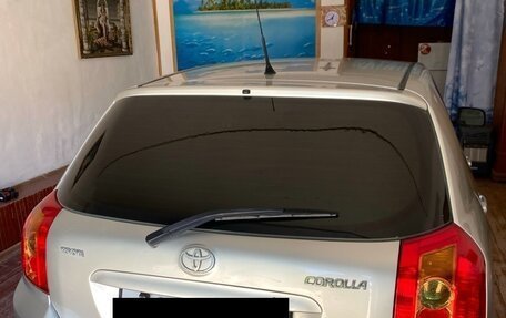 Toyota Corolla, 2004 год, 650 000 рублей, 10 фотография
