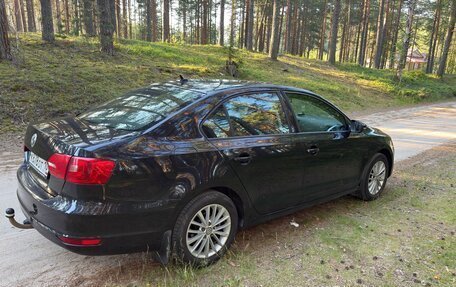 Volkswagen Jetta VI, 2014 год, 850 000 рублей, 4 фотография