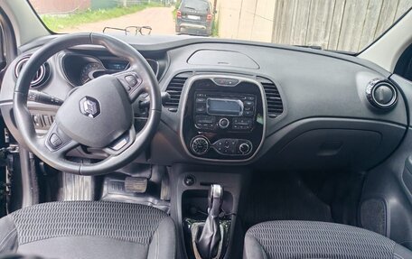 Renault Kaptur I рестайлинг, 2017 год, 1 175 000 рублей, 4 фотография