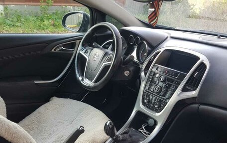 Opel Astra J, 2012 год, 700 000 рублей, 3 фотография