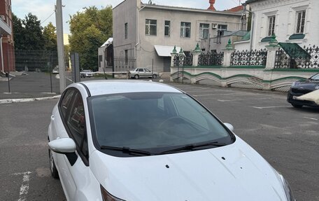 Ford Fiesta, 2016 год, 900 000 рублей, 2 фотография