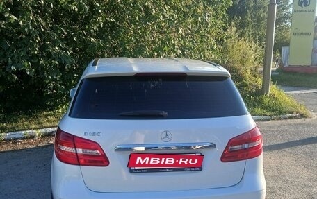 Mercedes-Benz B-Класс, 2014 год, 1 100 000 рублей, 2 фотография