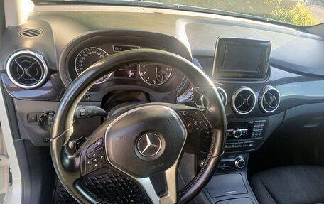 Mercedes-Benz B-Класс, 2014 год, 1 100 000 рублей, 6 фотография
