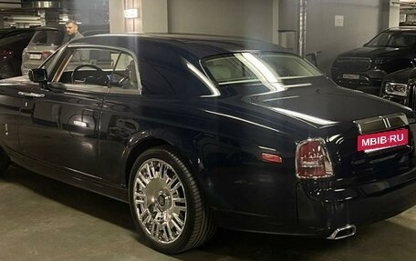 Rolls-Royce Phantom VII рестайлинг, 2008 год, 29 000 000 рублей, 2 фотография