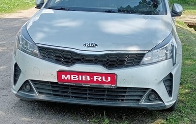 KIA Rio IV, 2021 год, 1 900 000 рублей, 1 фотография