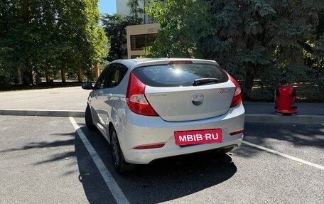 Hyundai Solaris II рестайлинг, 2016 год, 1 290 000 рублей, 4 фотография