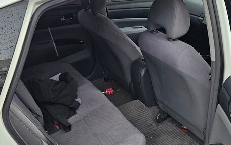 Toyota Prius, 2011 год, 850 000 рублей, 7 фотография