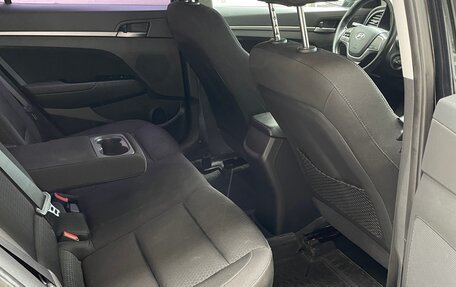 Hyundai Elantra VI рестайлинг, 2016 год, 1 400 000 рублей, 6 фотография