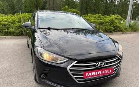 Hyundai Elantra VI рестайлинг, 2016 год, 1 400 000 рублей, 10 фотография