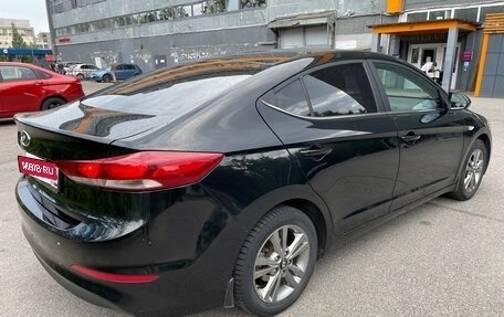 Hyundai Elantra VI рестайлинг, 2016 год, 1 400 000 рублей, 12 фотография