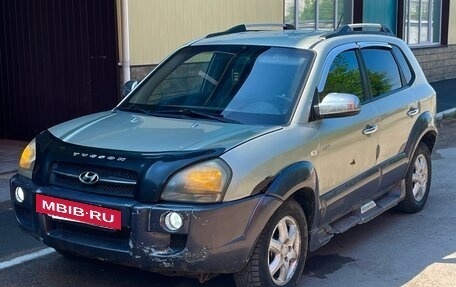 Hyundai Tucson III, 2004 год, 380 000 рублей, 3 фотография