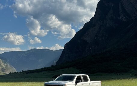 Chevrolet Silverado, 2021 год, 4 900 000 рублей, 1 фотография