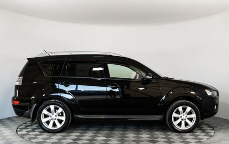 Mitsubishi Outlander III рестайлинг 3, 2010 год, 949 000 рублей, 4 фотография