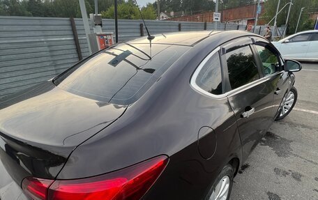 Opel Astra J, 2013 год, 900 000 рублей, 5 фотография