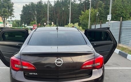 Opel Astra J, 2013 год, 900 000 рублей, 8 фотография