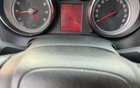 Opel Astra J, 2013 год, 900 000 рублей, 15 фотография