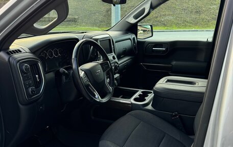Chevrolet Silverado, 2021 год, 4 900 000 рублей, 10 фотография