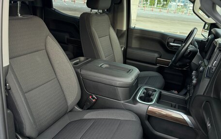 Chevrolet Silverado, 2021 год, 4 900 000 рублей, 18 фотография