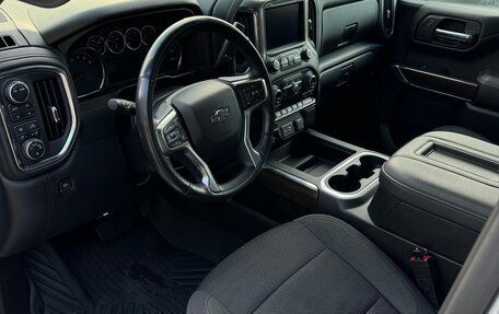 Chevrolet Silverado, 2021 год, 4 900 000 рублей, 11 фотография