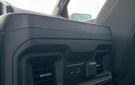 Chevrolet Silverado, 2021 год, 4 900 000 рублей, 14 фотография