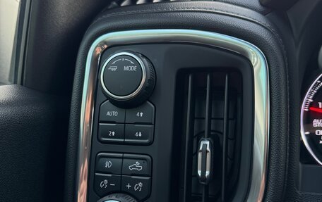 Chevrolet Silverado, 2021 год, 4 900 000 рублей, 24 фотография
