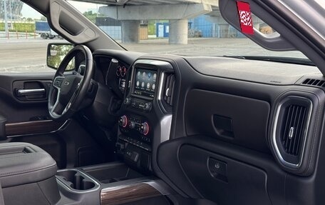 Chevrolet Silverado, 2021 год, 4 900 000 рублей, 29 фотография