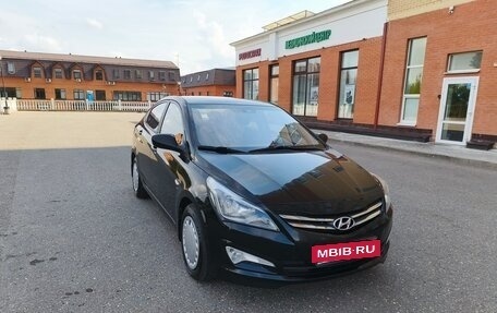 Hyundai Solaris II рестайлинг, 2014 год, 892 000 рублей, 24 фотография