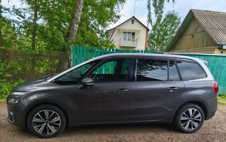 Citroen C4 Picasso II рестайлинг, 2017 год, 1 350 000 рублей, 4 фотография