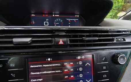 Citroen C4 Picasso II рестайлинг, 2017 год, 1 350 000 рублей, 17 фотография